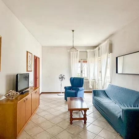 Lido Di Camaiore-Spacious & Bright 2Bedrooms House * Lido di Camaiore
